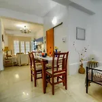Katerina's Sunset Apartment