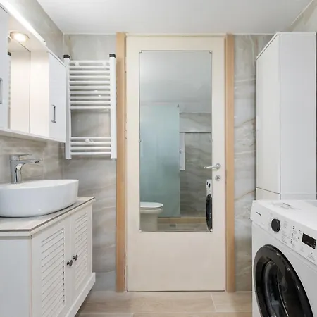 Katerina's Sunset Apartment *